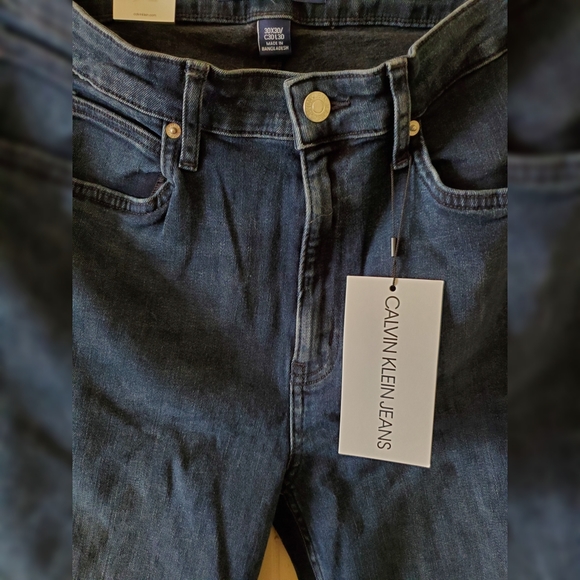 🆕️Calvin Klein Jean's *Brand New with Tags* - Picture 7 of 7